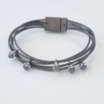 Armband magnetlås med stenar. Besök blickfång.se
