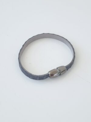 Armband snake grå. Besök blickfång.se