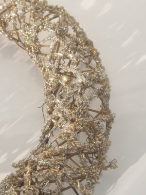 Guld silver krans med glitter. Besök blickfång.se