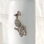 Ljussmycke påfågel med strass. Besök blickfång.se