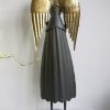 Svart-angel-prydnadsfigur-i-metall-3
