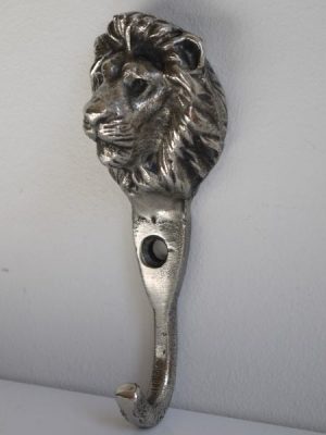 Krok lejon i silver. Besök Blickfång.se