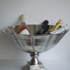 Stor-skal-pa-fot-i-silver-metall-4