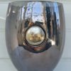 gra-glasvas-med-silver-emblem-1