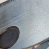 gra-glasvas-med-silver-emblem-3