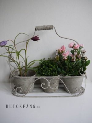 Krukstallning krukor i lantlig stil