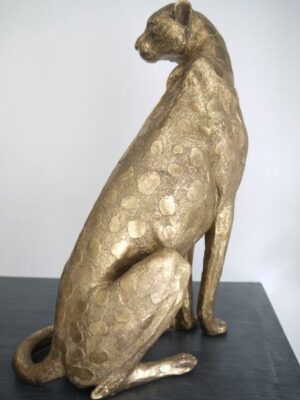 Stor leopard i guld som prydnadsfigur. Besök Blickfång.se