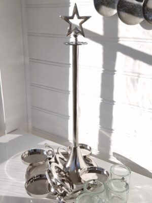 Ljusstake julgran i silver. Besök blickfång.se