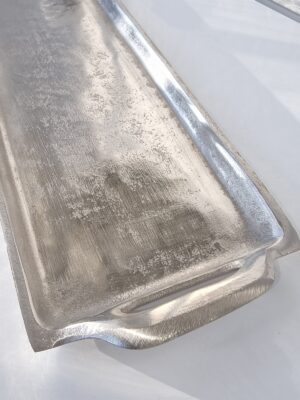 Ruff ljusbricka i silver. Besök Blickfång.se
