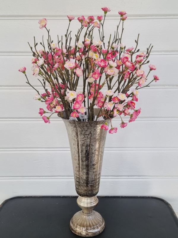 konstgjord-rosa-blomkvist