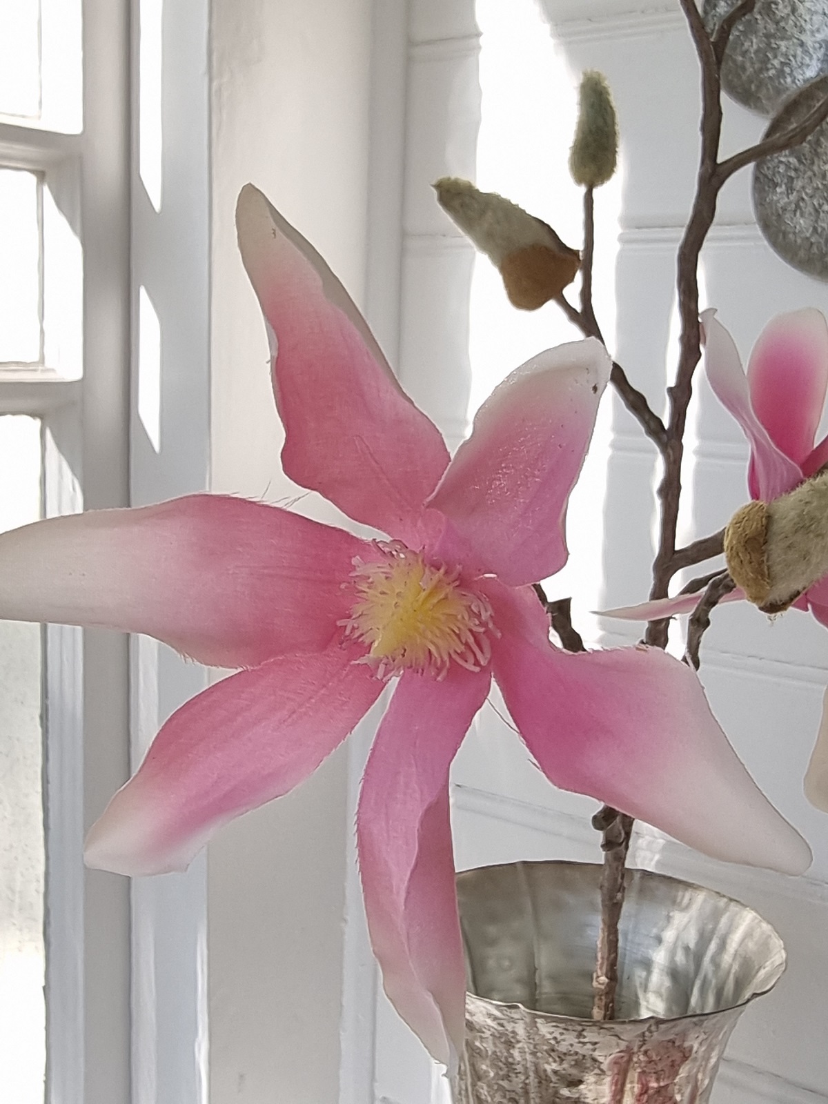konstgjord-rosa-magnolia-2