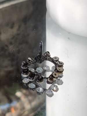 Hjärta strass som ljussmycke. Besök blickfång.se