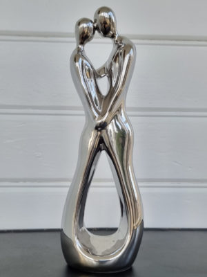 Kärlekspar prydnad i silver. Besök blickfång.se