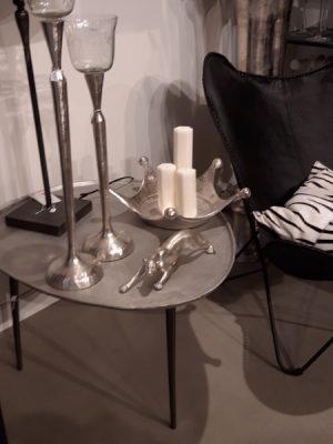 Sideboard i ruff metall