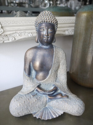 Buddha prydnadsfigur Gottama. Besök Blickfång.se