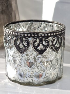 Ljuslykta silver shabby chic. Besök Blickfång.se