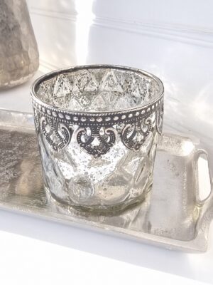 Ljuslykta silver shabby chic. Besök Blickfång.se