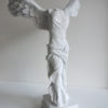 Vit ängel staty med vingar. Besök Blickfång.se