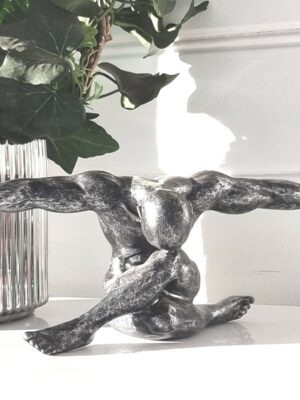 Man skulptur för dekoration. Besök blickfang.se