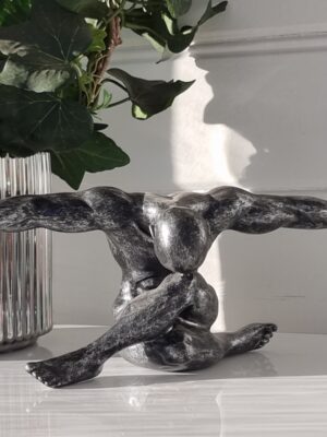 Man skulptur för dekoration. Besök Blickfång.se