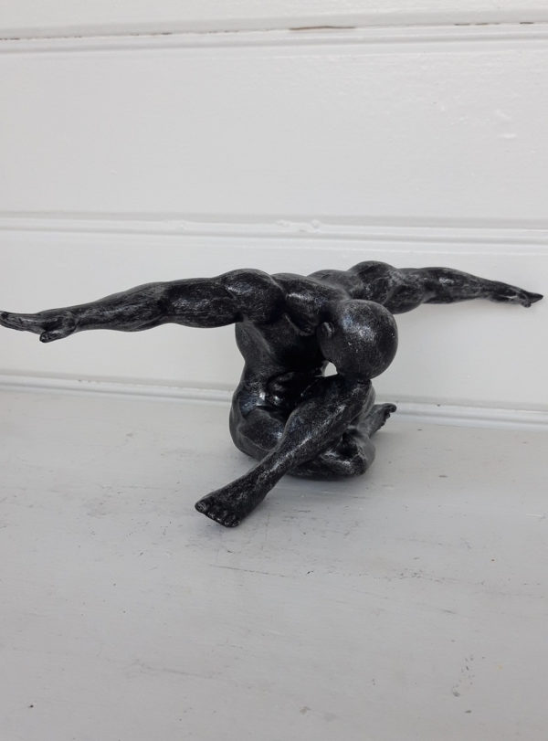 man-skulptur-for-dekoration-1