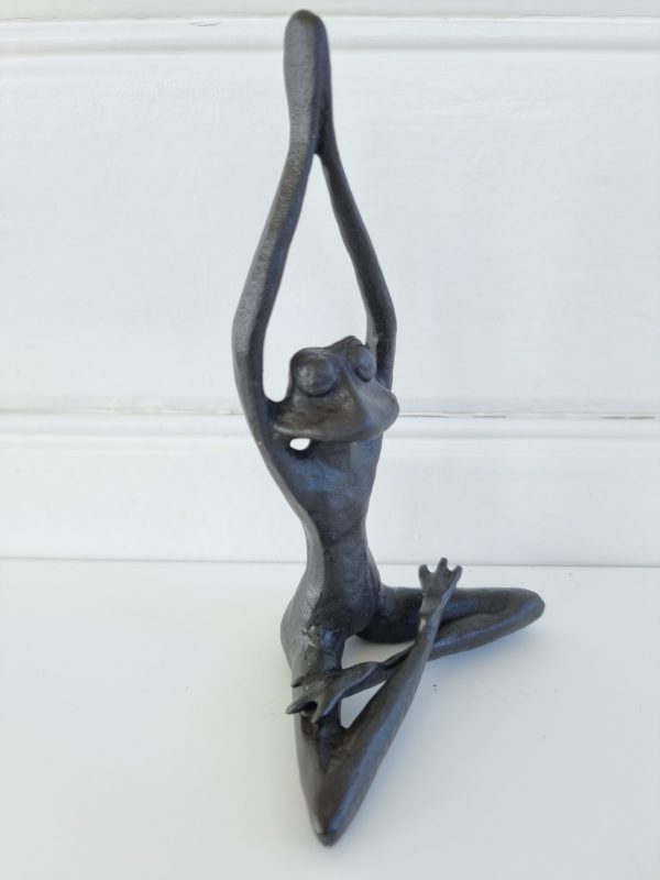 yoga-groda-figur-i-gjutjarn-1