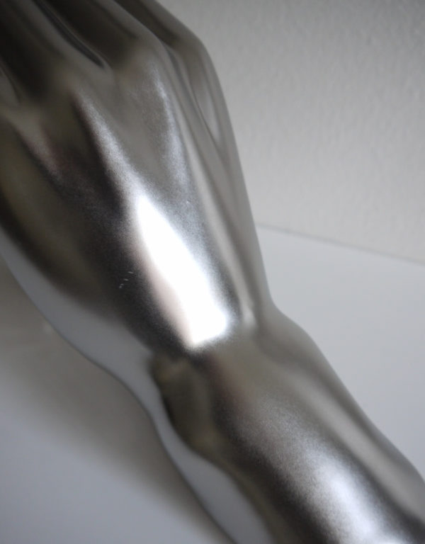 Hjartformade-hander-matt-silver-2