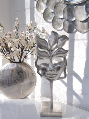 Dekoration mask i silver. Besök blickfång.se