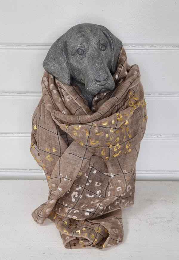 Beige scarf med guld och silver