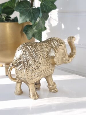 Dekoration elefant i guld metall. Besök blickfång.se