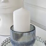 Ljuslykta blå silver glittrig. Besök blickfång.se