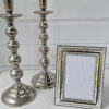 Fotoram-med-parlkant-i-silver