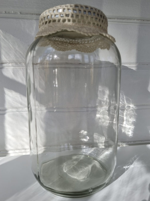 stor-forvaringsburk-i-glas