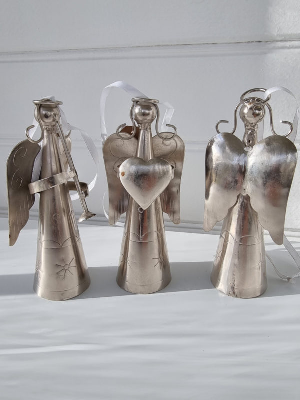 angel-silver-metall-med-bjallra-1