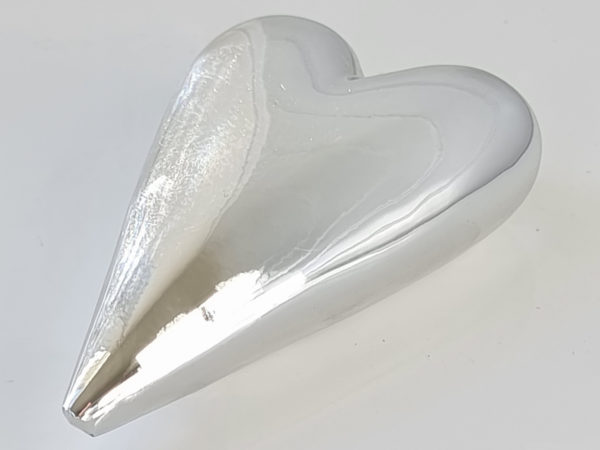 litet-hjarta-i-silver-for-dekoration-2