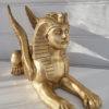 Sfinx egyptisk figur i guld. Besök blickfång.se
