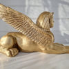 Sfinx-egyptisk-figur-i-guld-2