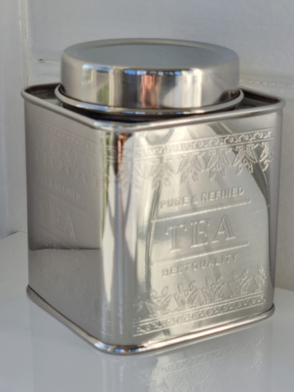 teburk-i-blank-silver-metall