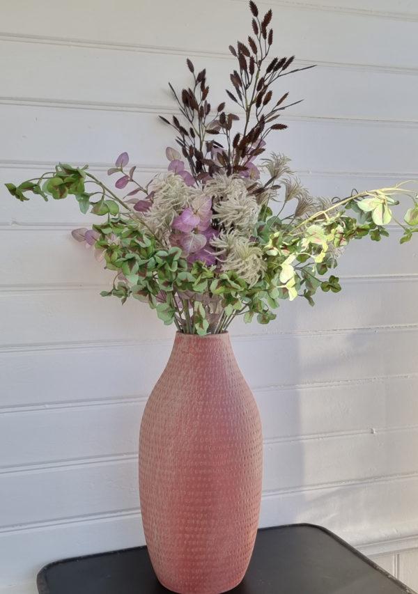 Stor-vas-i-rosa-keramik