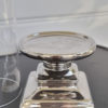 ljuslykta-med-glascylinder-pa-fot-i-silver-3