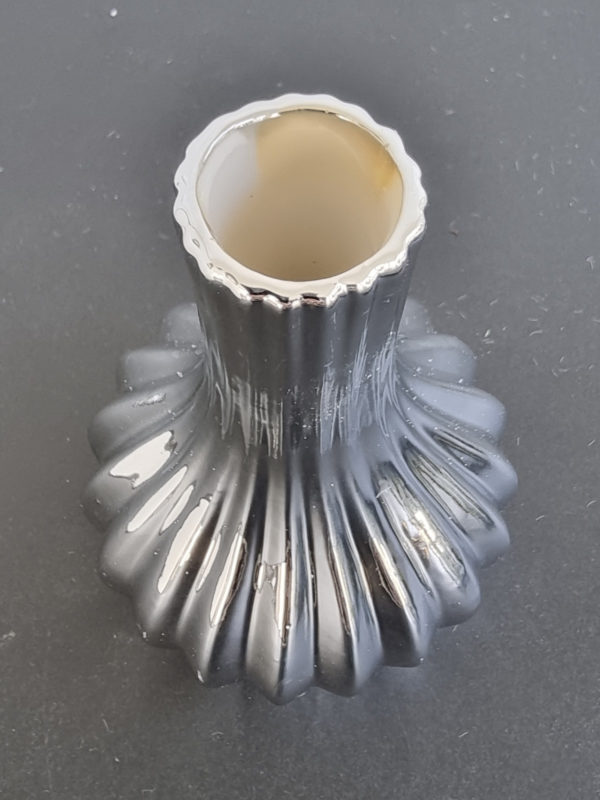 vas-med-rillor-i-silver-2