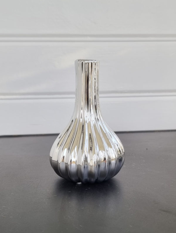 vas-med-rillor-i-silver-3