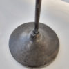 klamma-pa-fot-i-metall-lantstil-2