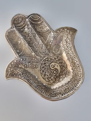 Fatima hand fat i antik silver. Besök Blickfång.se