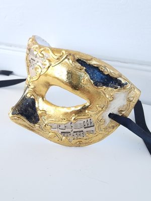 Mask notar dekoration svart guld. Besök Blickfång.se