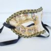 teater-mask-med-detaljer-i-guld-1