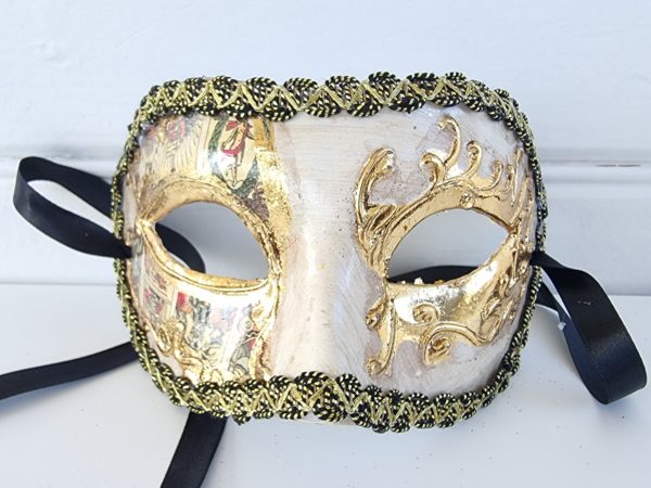 teater-mask-med-detaljer-i-guld-2