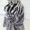 scarf-djurprint-svart-gratt-vitt
