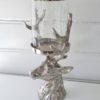 Hjort-ljusstake-i-silver-med-glascylinder