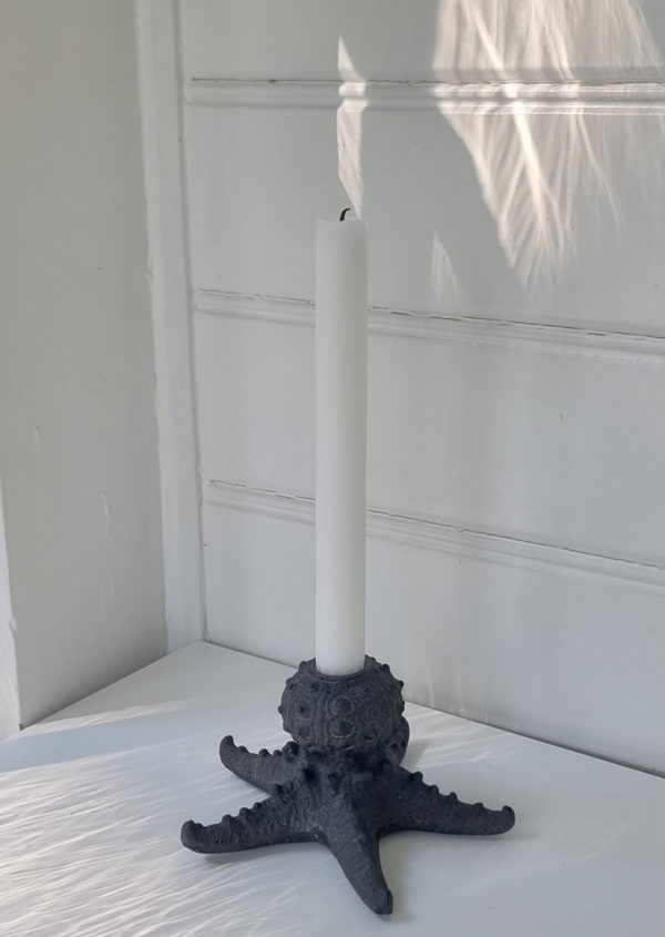 blackfisk-ljusstake-brun-svart-1